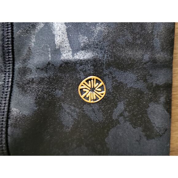 Lilly Pulitzer Weekender High Rise Midi True Onyx Shoreline Foil Leggings Medium - Picture 4 of 9